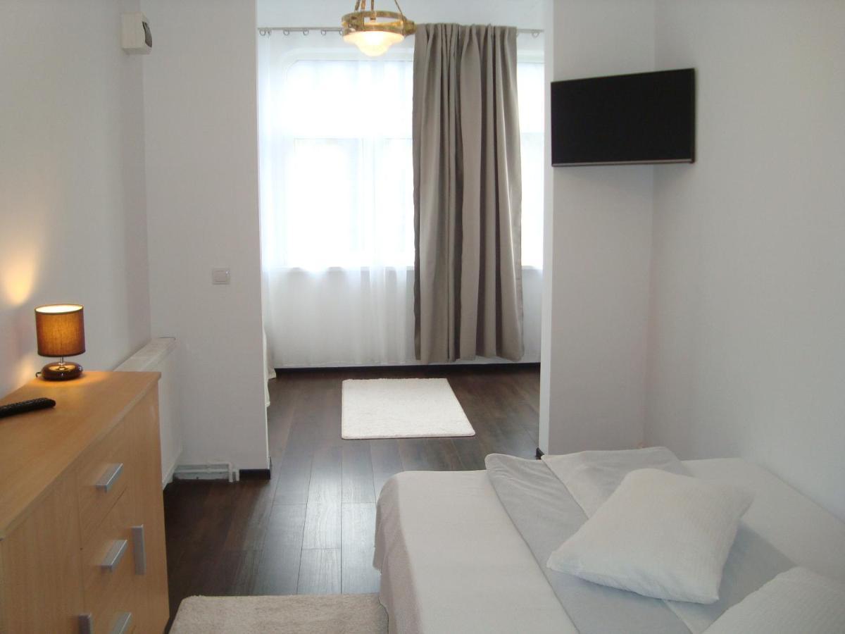 Casa Cu Flori Hotel Busteni Ngoại thất bức ảnh