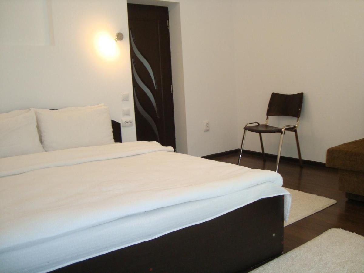 Casa Cu Flori Hotel Busteni Ngoại thất bức ảnh