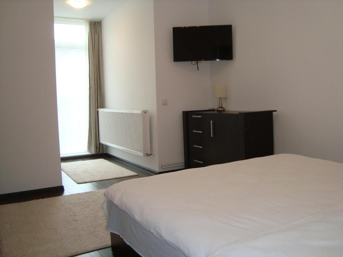 Casa Cu Flori Hotel Busteni Ngoại thất bức ảnh