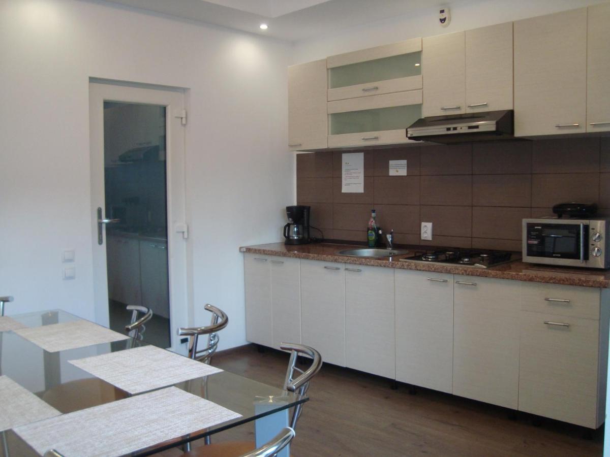 Casa Cu Flori Hotel Busteni Ngoại thất bức ảnh