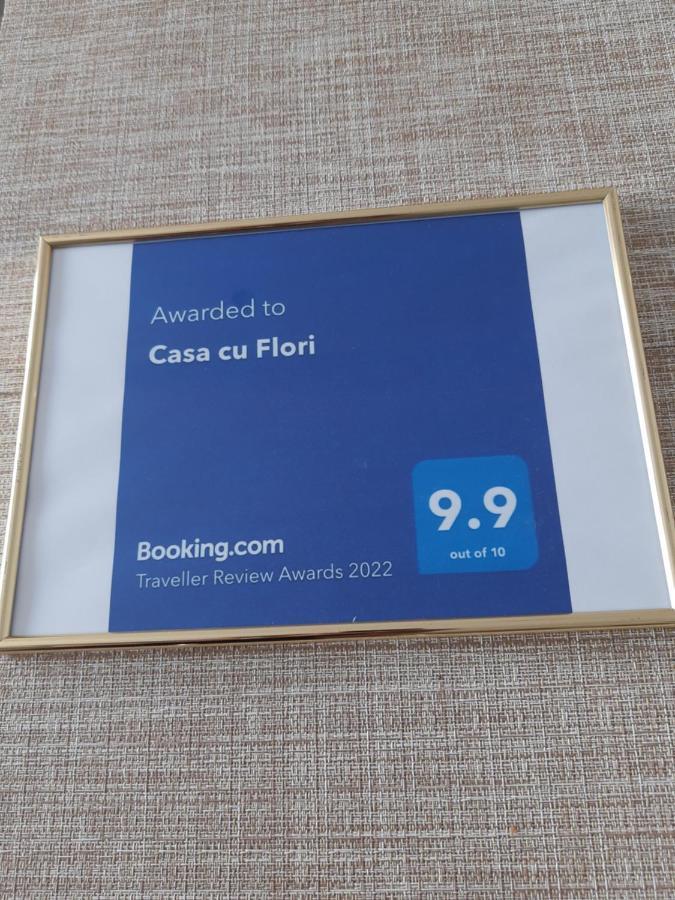 Casa Cu Flori Hotel Busteni Ngoại thất bức ảnh